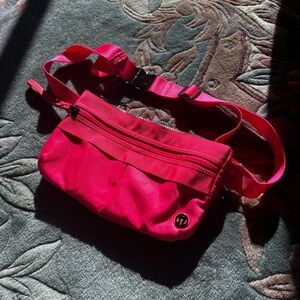 Lululemon Free Spirit Bag - Neon Pink